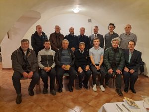 Férfi Rózsafüzer bokor alakuló gyűlés